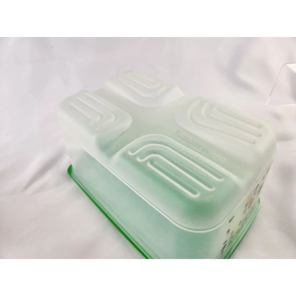 Tupperware FridgeSmart Medium Small Deep 1 gal./4.4L-Fruit Vegetable Keeper 1.8